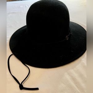 Prana 100% wool black boho hat. Worn once in picture shown.